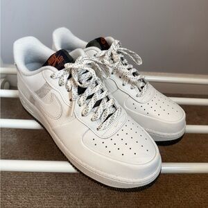 Barely Worn - Men's Nike Air Force 1 '07 LV8 Cargo Khaki Dark Russet Size 9